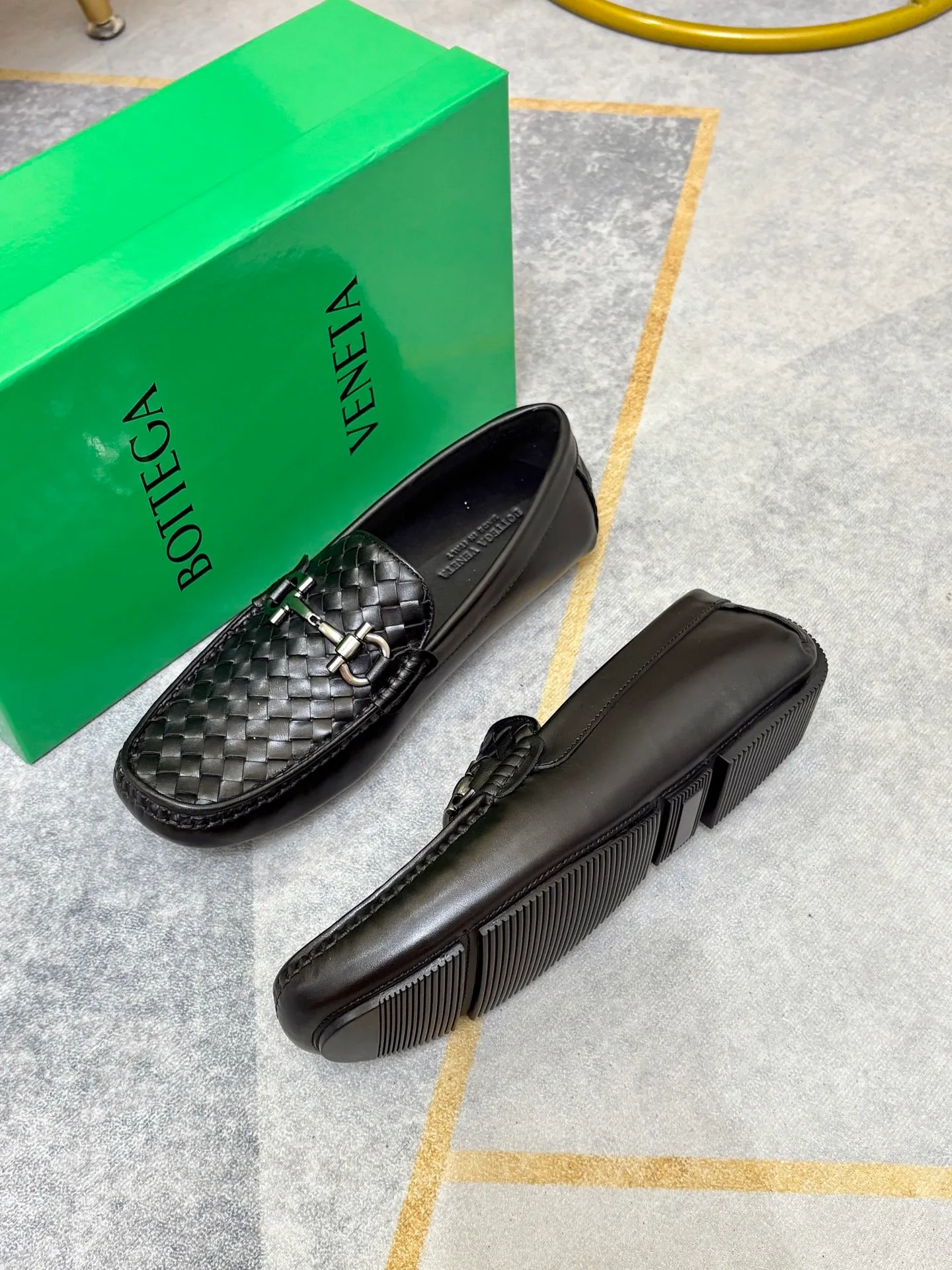 P420💰 (Niu Li + Niu Pad) [BV] The latest hot style‼ ️Casual men's shoes, uppers imported first-layer cowhide ➕Full imported cowhide lining✔️Exquisite workmanship, excellent foot feel, special rubber soles✔️, cool and fashionable, the latest fashion, fashionable outsole, hurry up.  Code number: 38-44 (can be customized to 37.45, non-refundable)